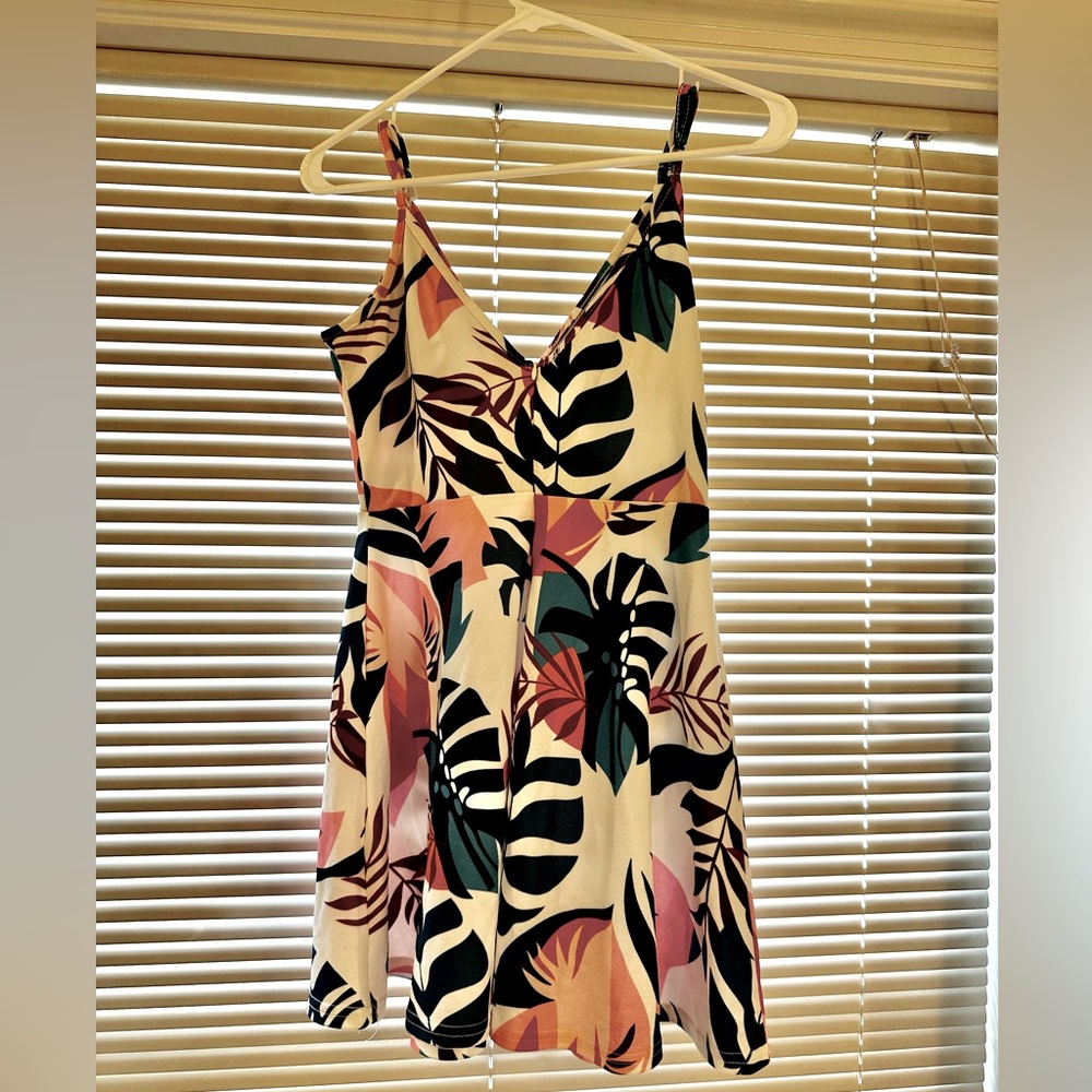 Patterned, beach style mini dress
